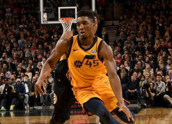 何演绎的呢 何演绎的呢