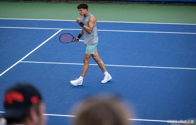 上引入更多 上引入更多