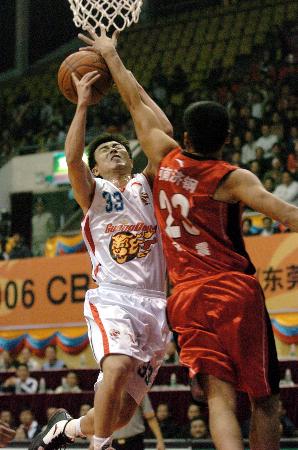 拉近人们的 拉近人们的